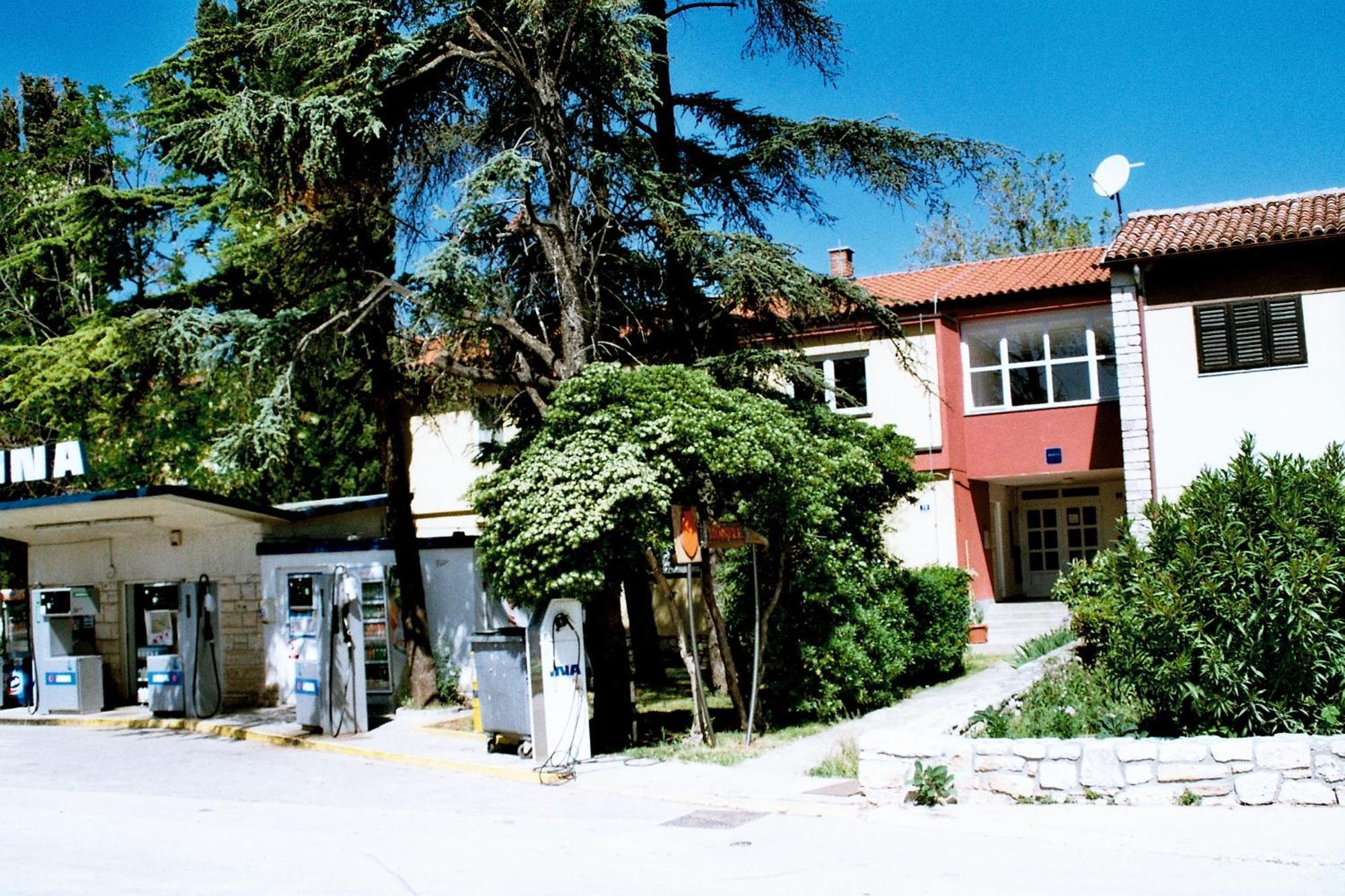 Hostel Amfora Fažana Екстериор снимка