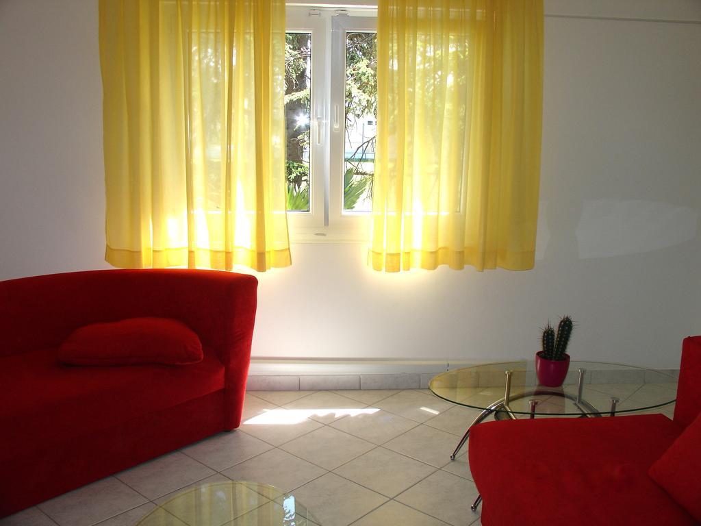 Hostel Amfora Fažana Екстериор снимка