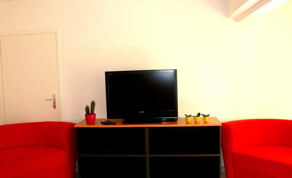 Hostel Amfora Fažana Екстериор снимка